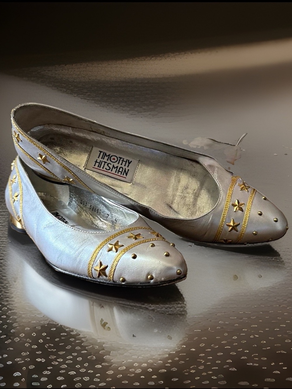 Vintage Timothy Hitsman Flats 7N Silver Leather Gold Star Studded Made Spain
